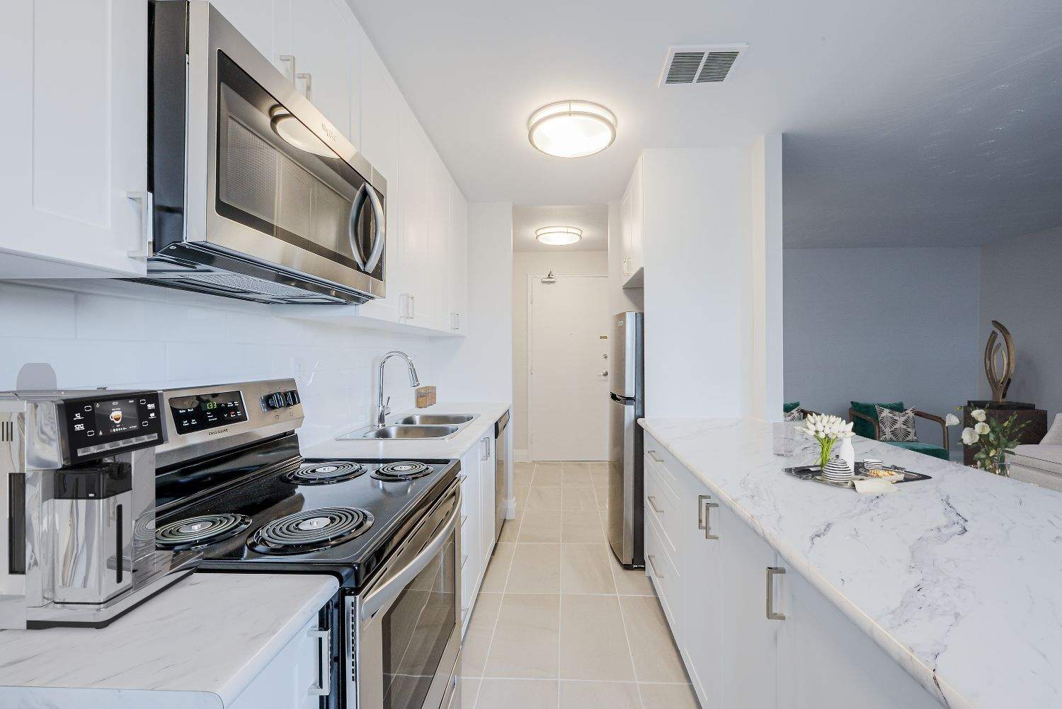 121, 131 Minerva Avenue, 3744 St. Clair Ave. E. - Photo 7