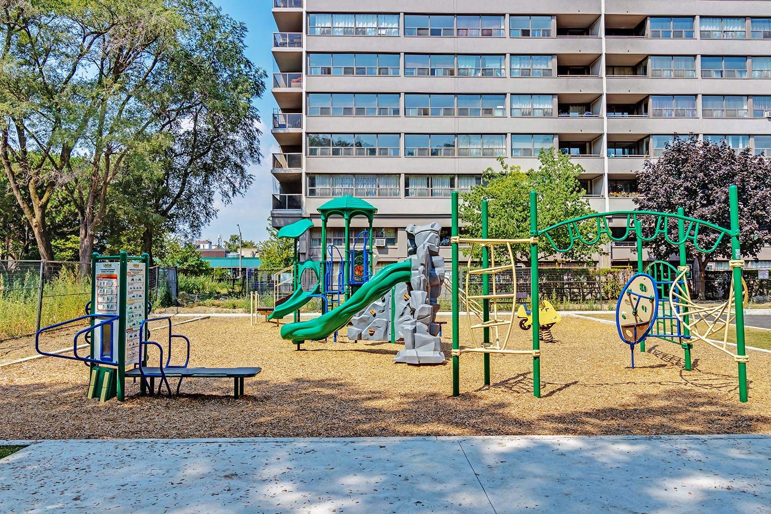 53 Thorncliffe Park Drive - Photo 12