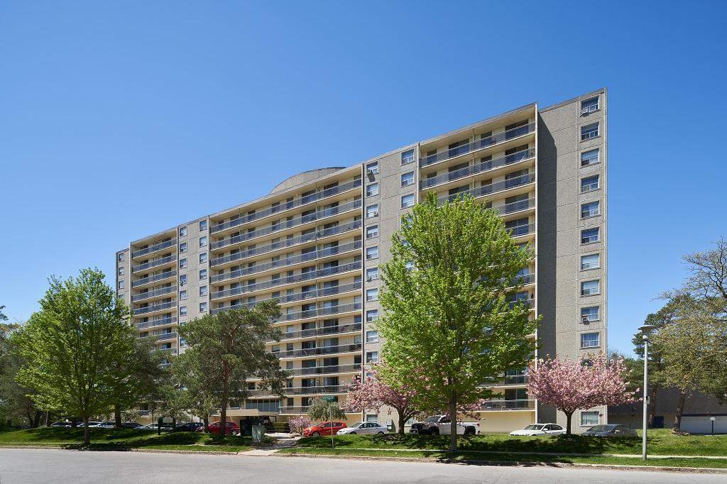 105 Cherryhill Blvd, 160 Cherryhill Place, 200 & 201 Westfield Drive  - Photo 4