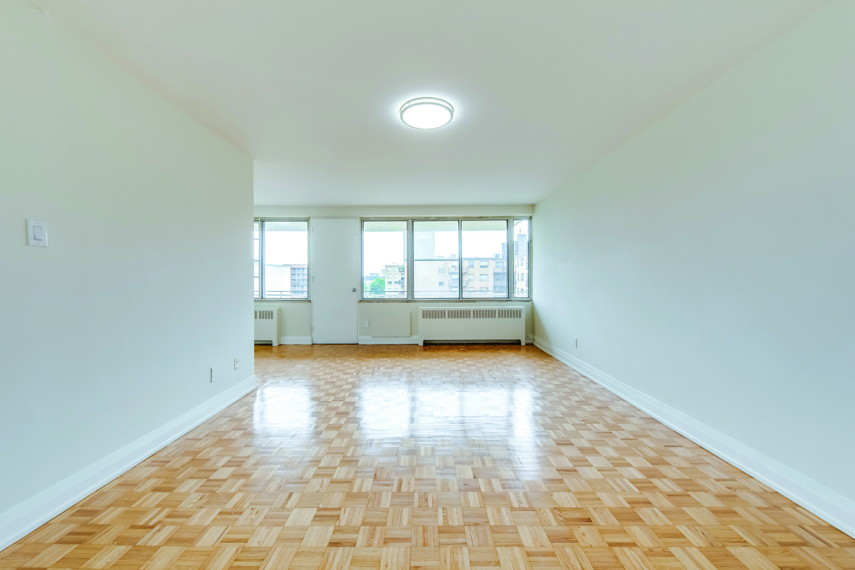 2&4 Milepost, 52, 54, 56, 58 Thorncliffe Park Drive - Photo 9