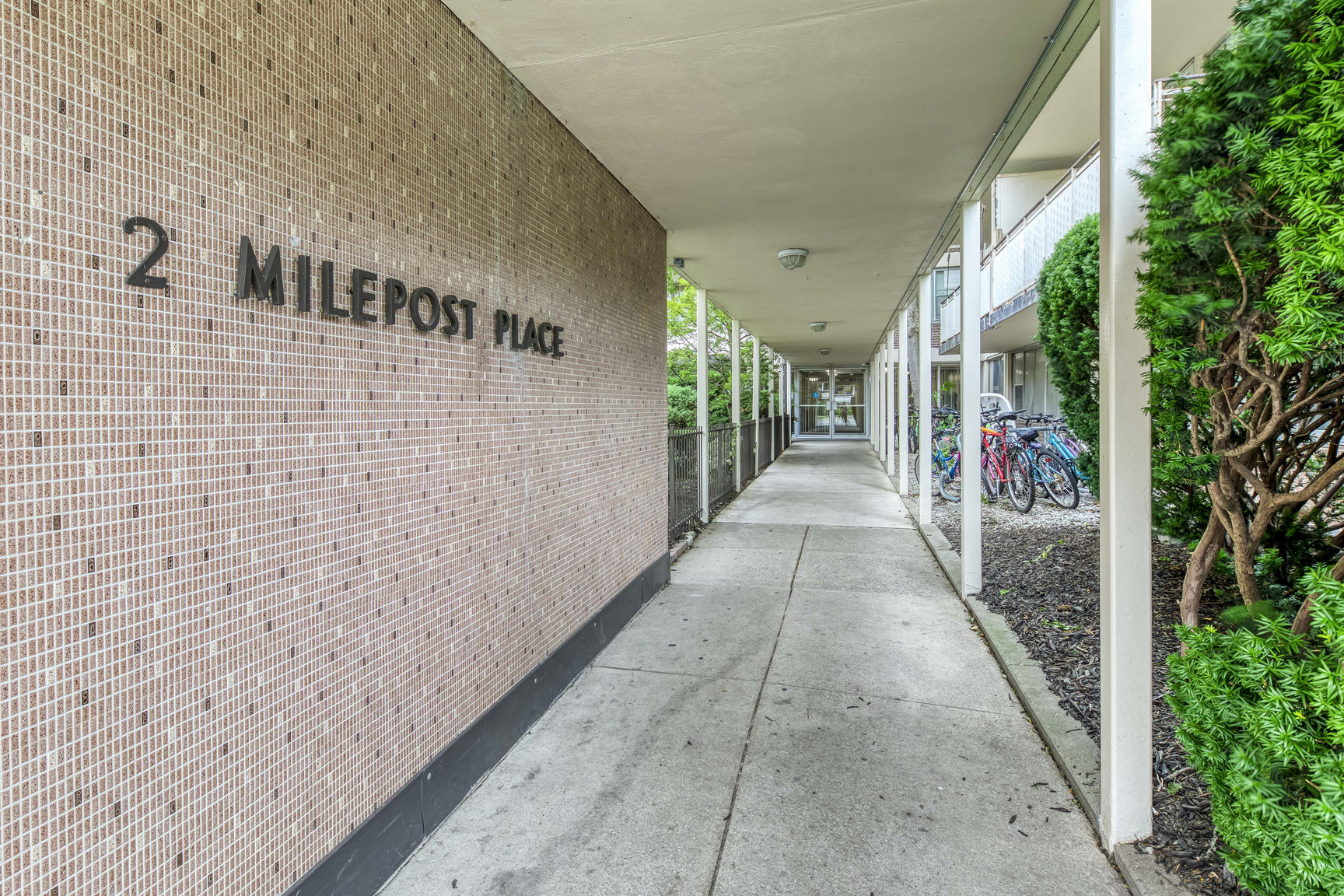 2&4 Milepost, 52, 54, 56, 58 Thorncliffe Park Drive - Photo 8
