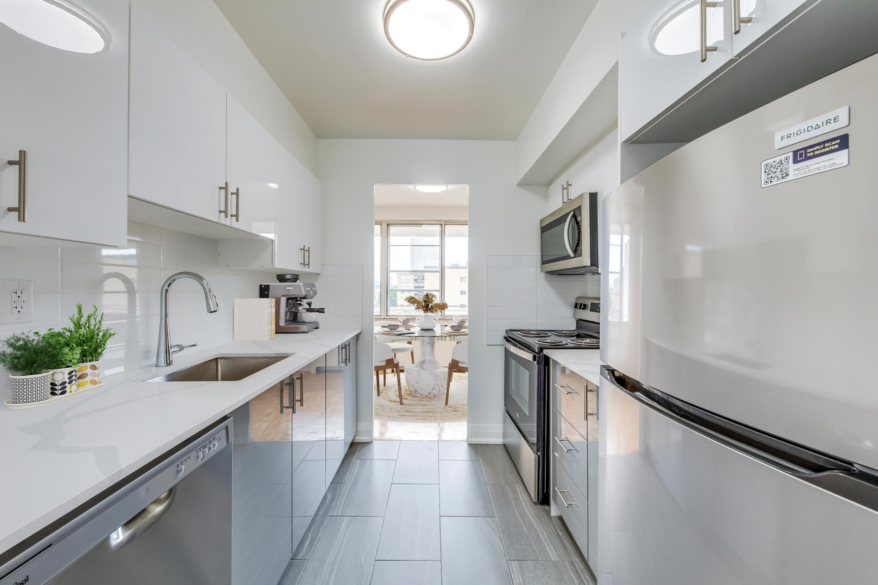 2&4 Milepost, 52, 54, 56, 58 Thorncliffe Park Drive - Photo 5