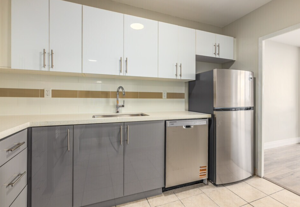 221 & 265 Balliol Street - Photo 6