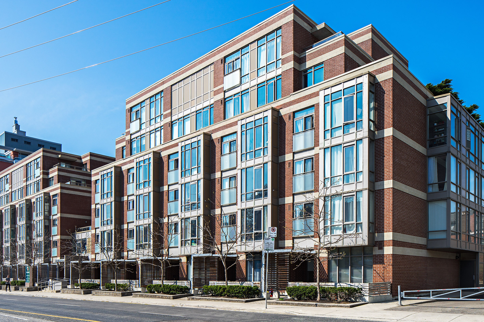 Exterior of 88 Spadina Road