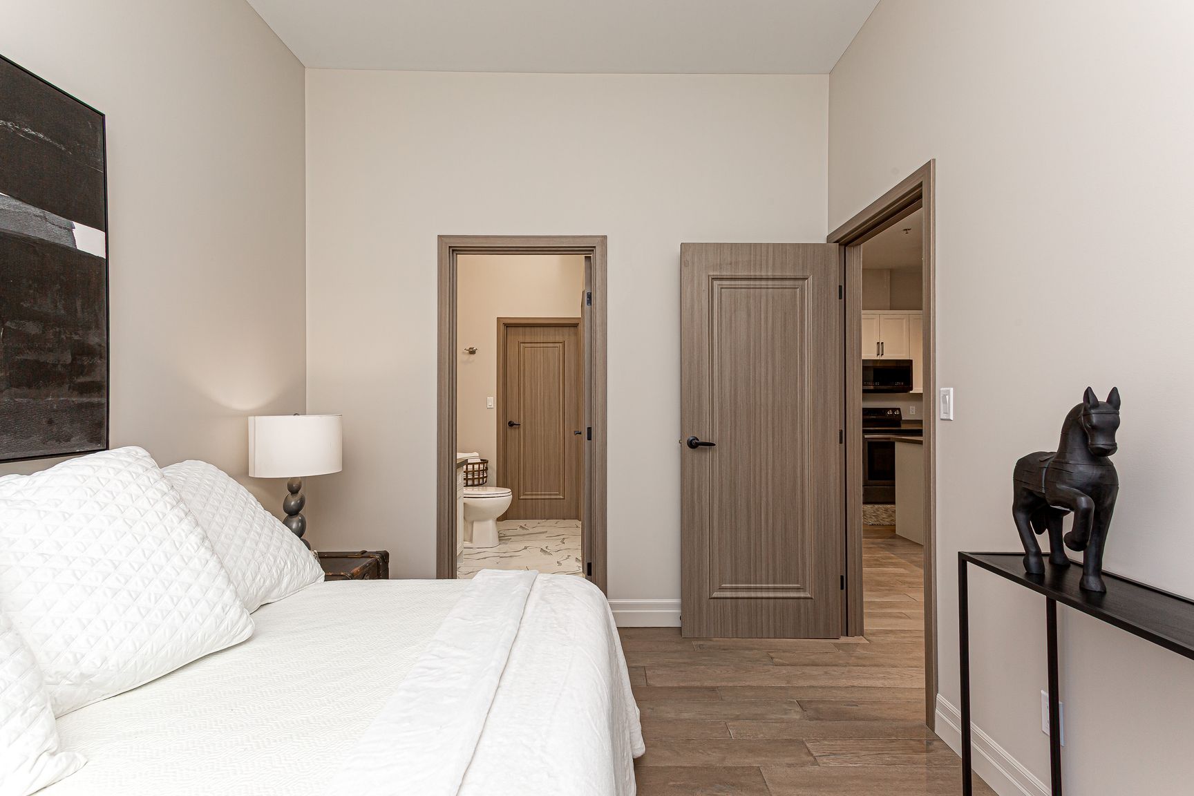 Creekside Suites - Photo 18