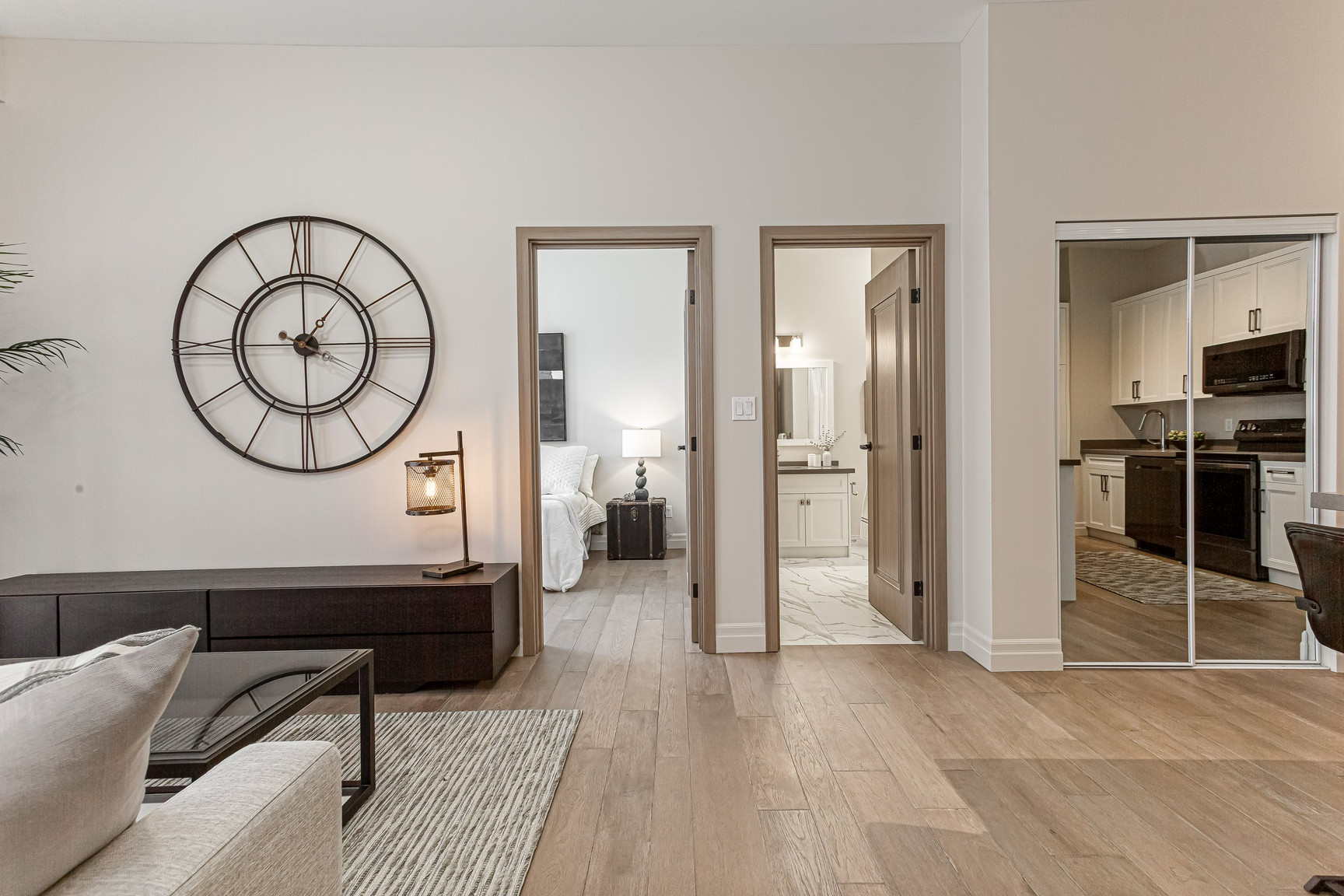 Creekside Suites - Photo 6
