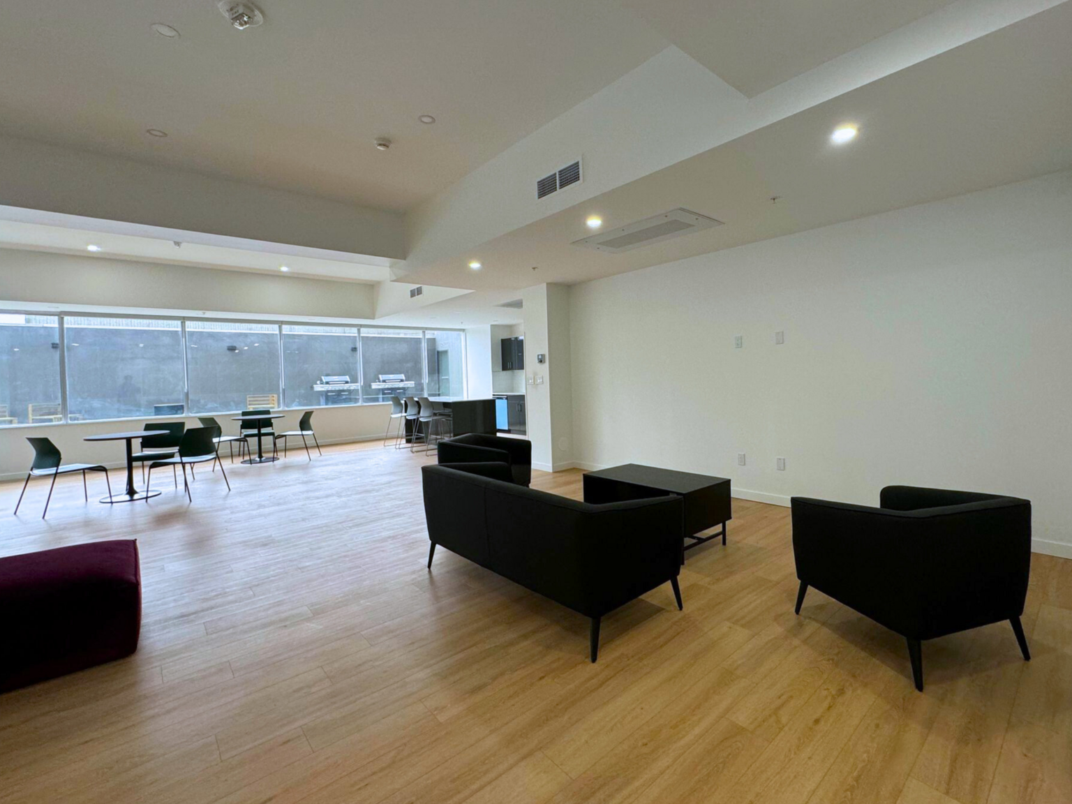 Peak Residences Downtown Edmonton  - Photo 36