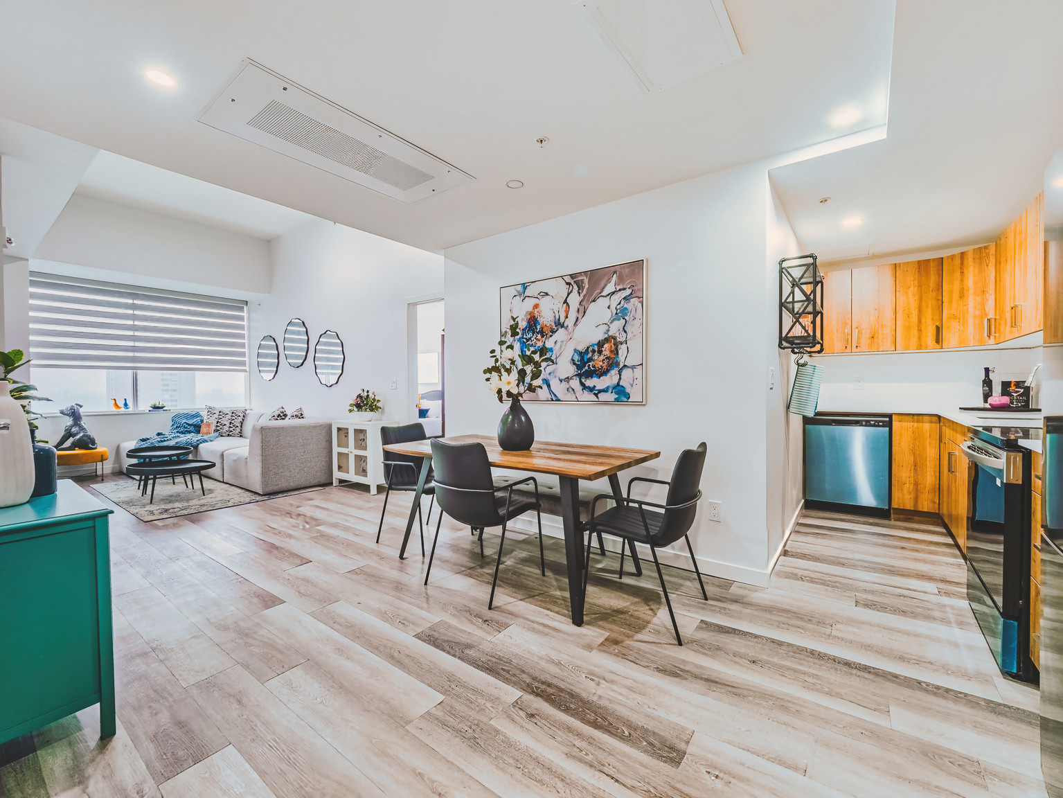 Peak Residences Downtown Edmonton  - Photo 17