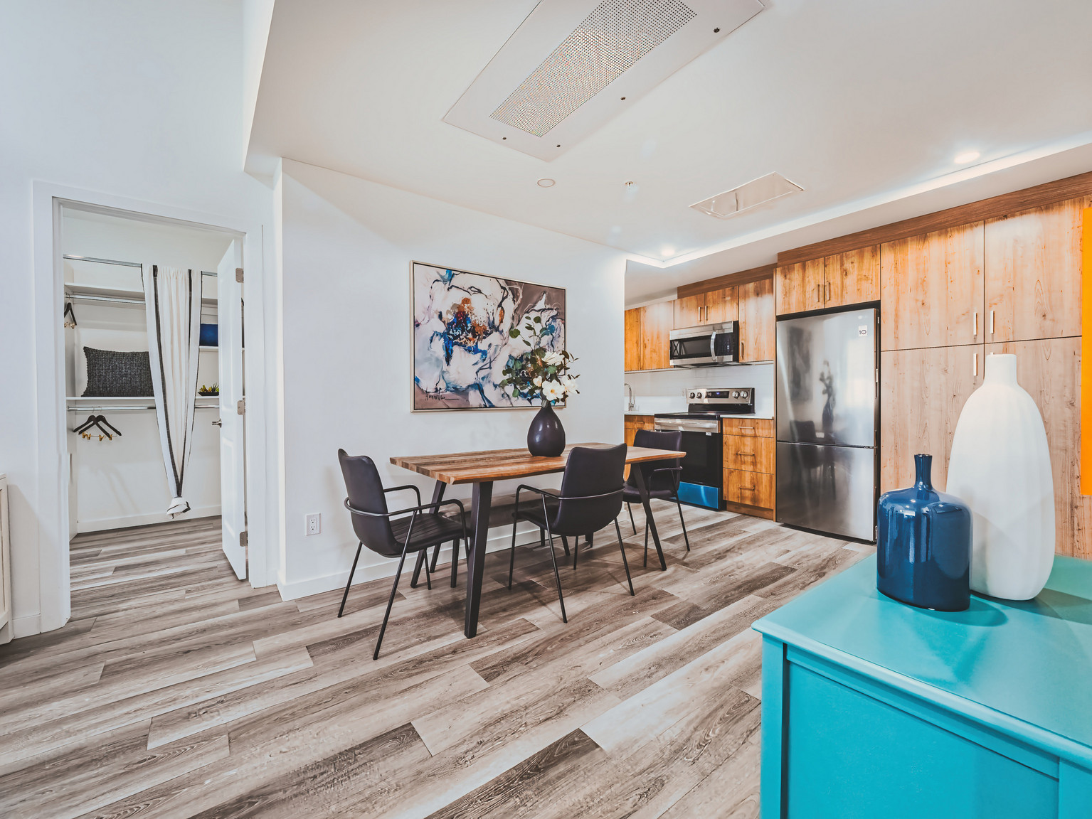 Peak Residences Downtown Edmonton  - Photo 13