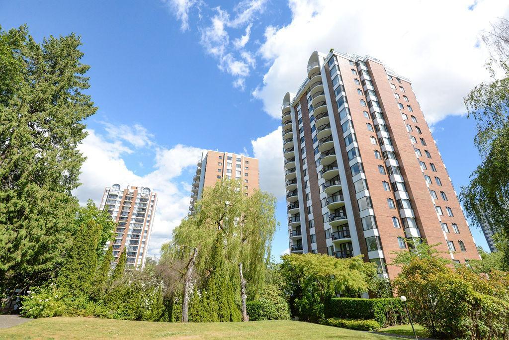 Langara Gardens - Photo 8