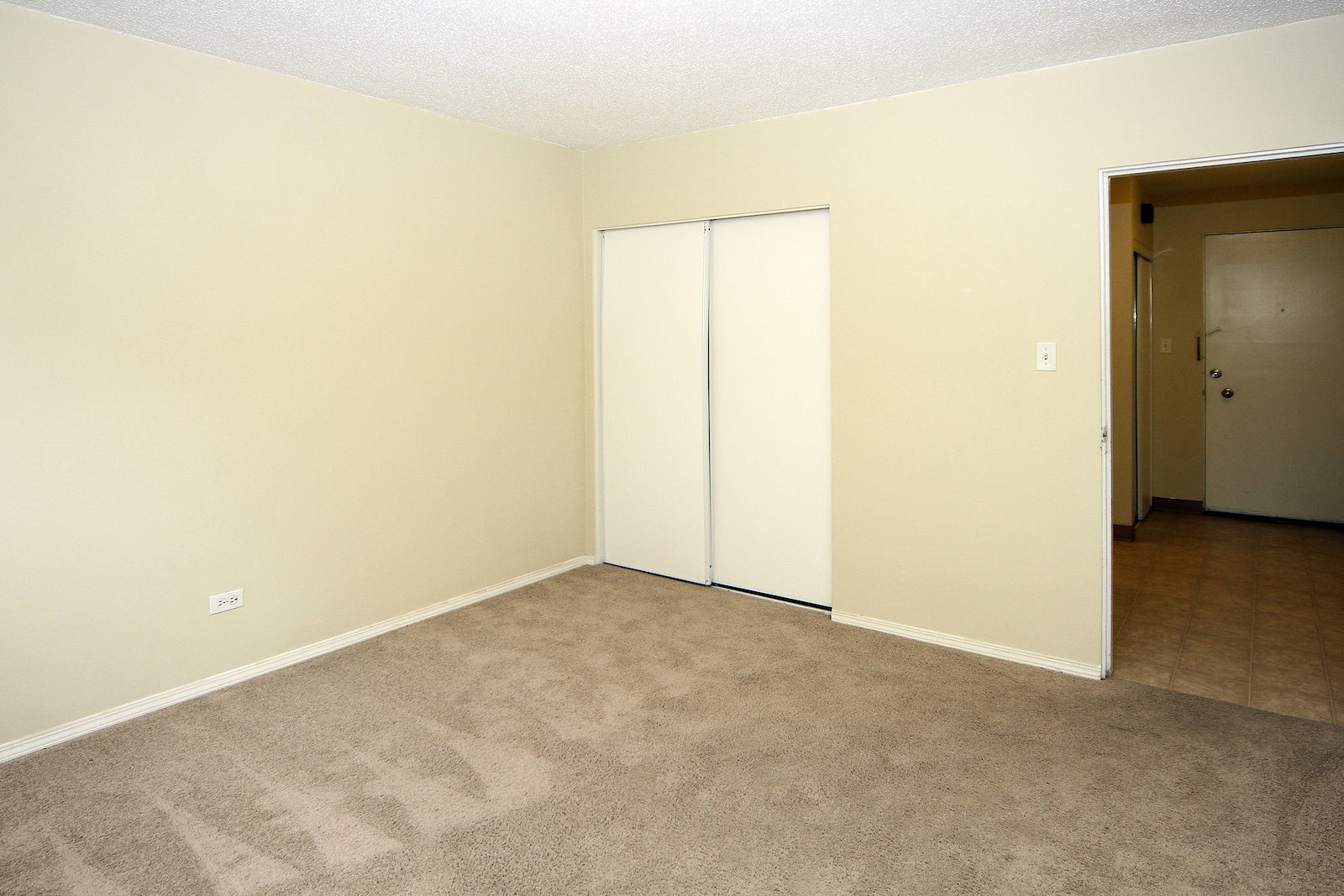 Oakwood Manor In The Beltline! - Photo 18