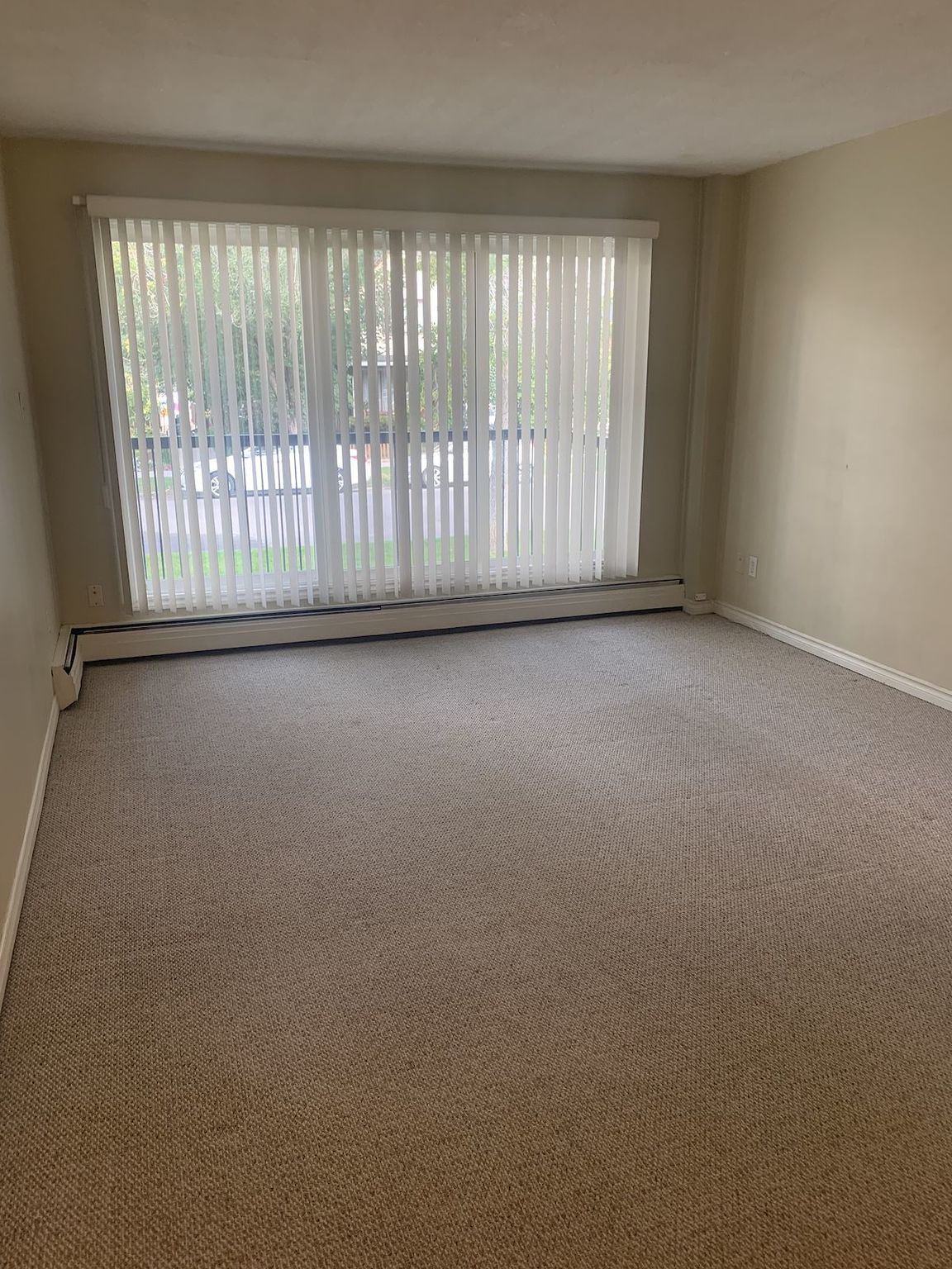 Belara Apartments in Sunnyside! - Photo 2