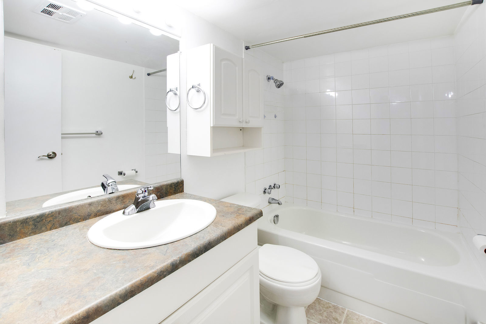 Metropole Apartments - Free Early Move In Before August 1st - Photo 8