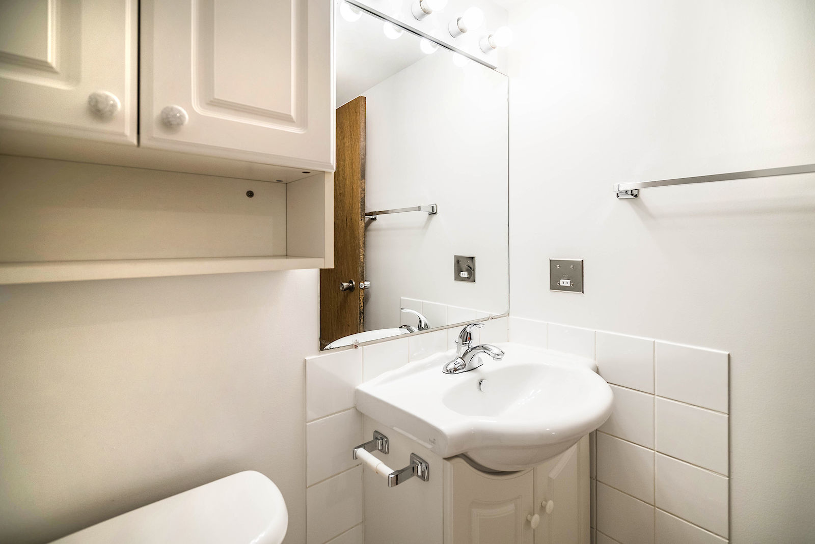 Sunnybrae Manor - Free Early Move In before August 1st - Photo 6