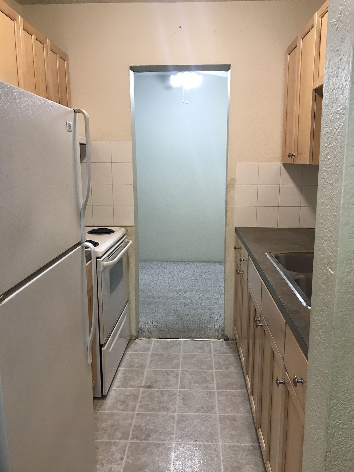 Sunnybrae Manor - Free Early Move In before August 1st - Photo 8