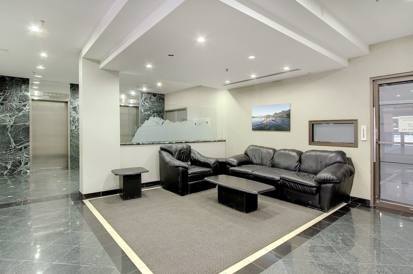 Petwin Square in Mission! - Photo 4