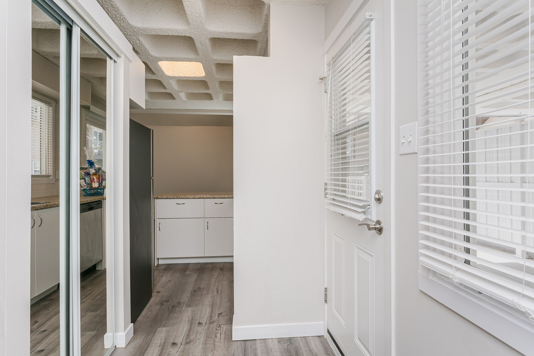7715 159st - Photo 4