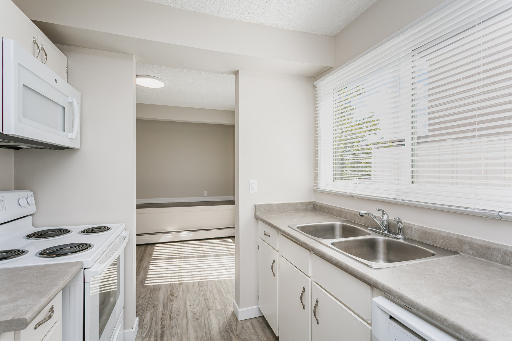 7715 159st - Photo 24