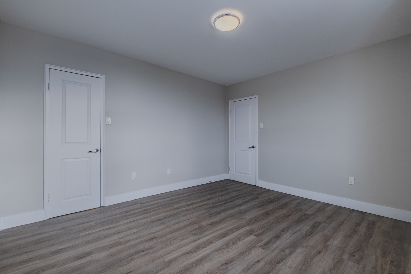 Royal Oak Terrace - Photo 13