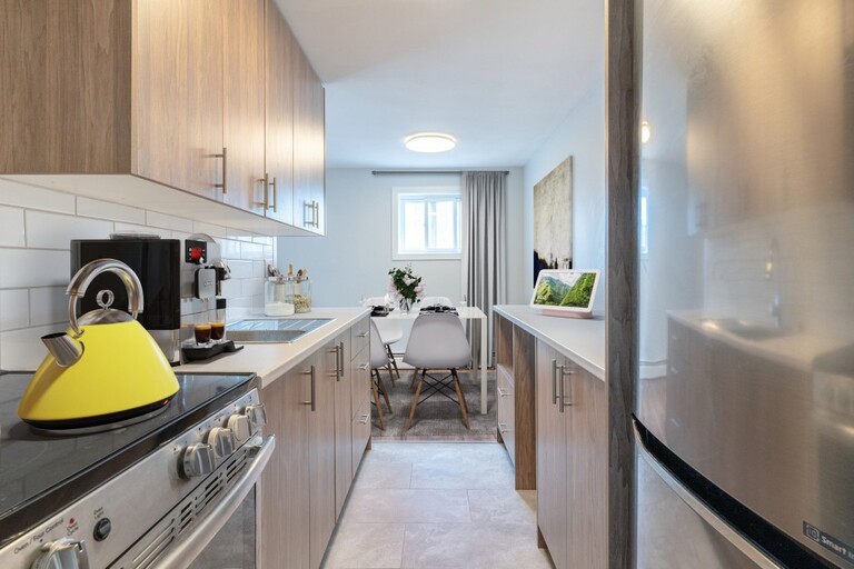 621 Base Line Road East