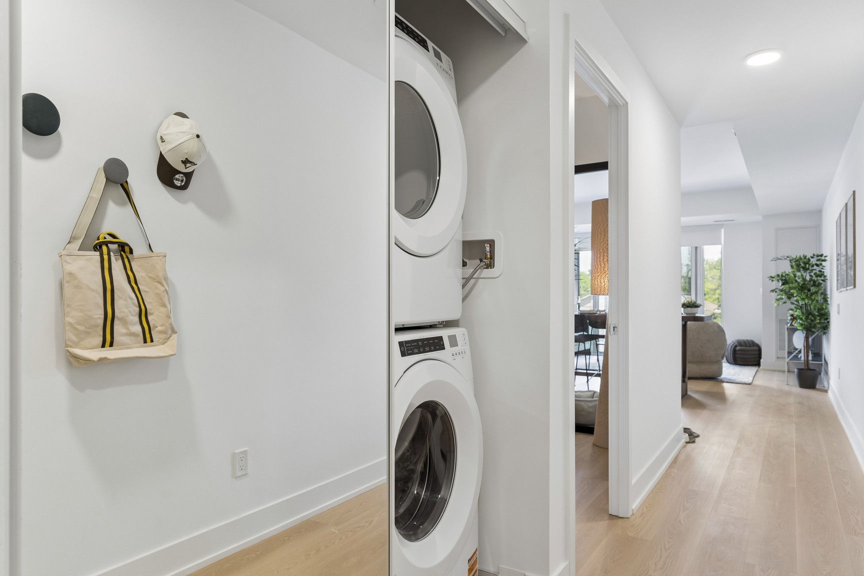 799 Sheppard Ave West - Photo 14
