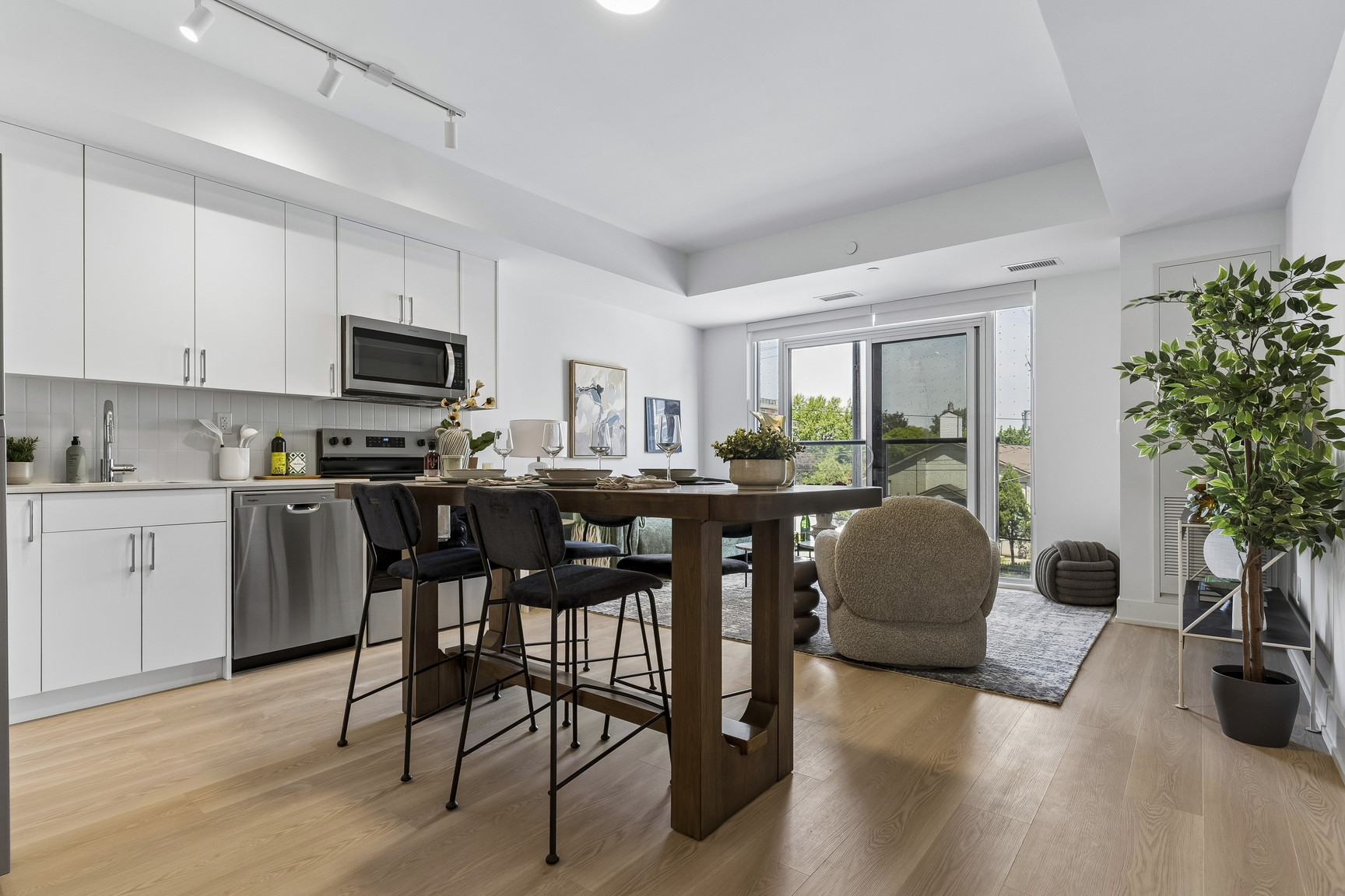 799 Sheppard Ave West - Photo 5