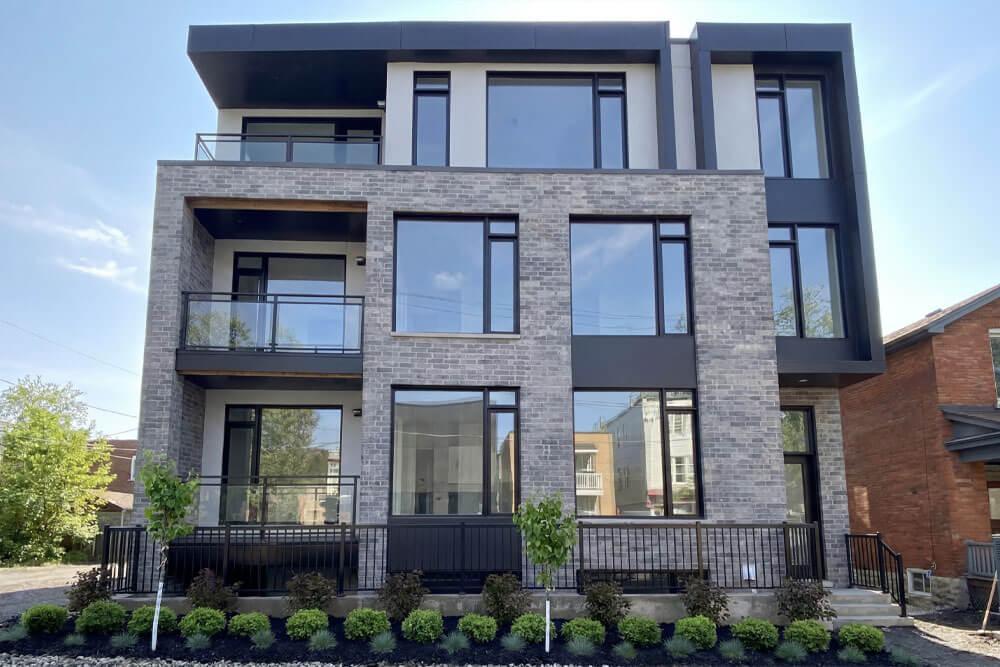 4 Champlain Avenue, Unit 002