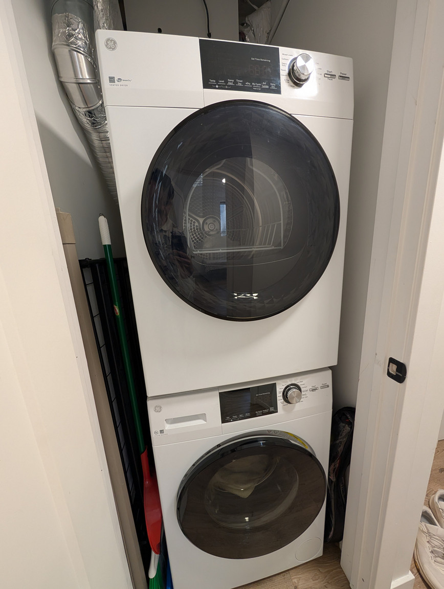 4 Champlain Avenue, Unit 002 - Photo 9