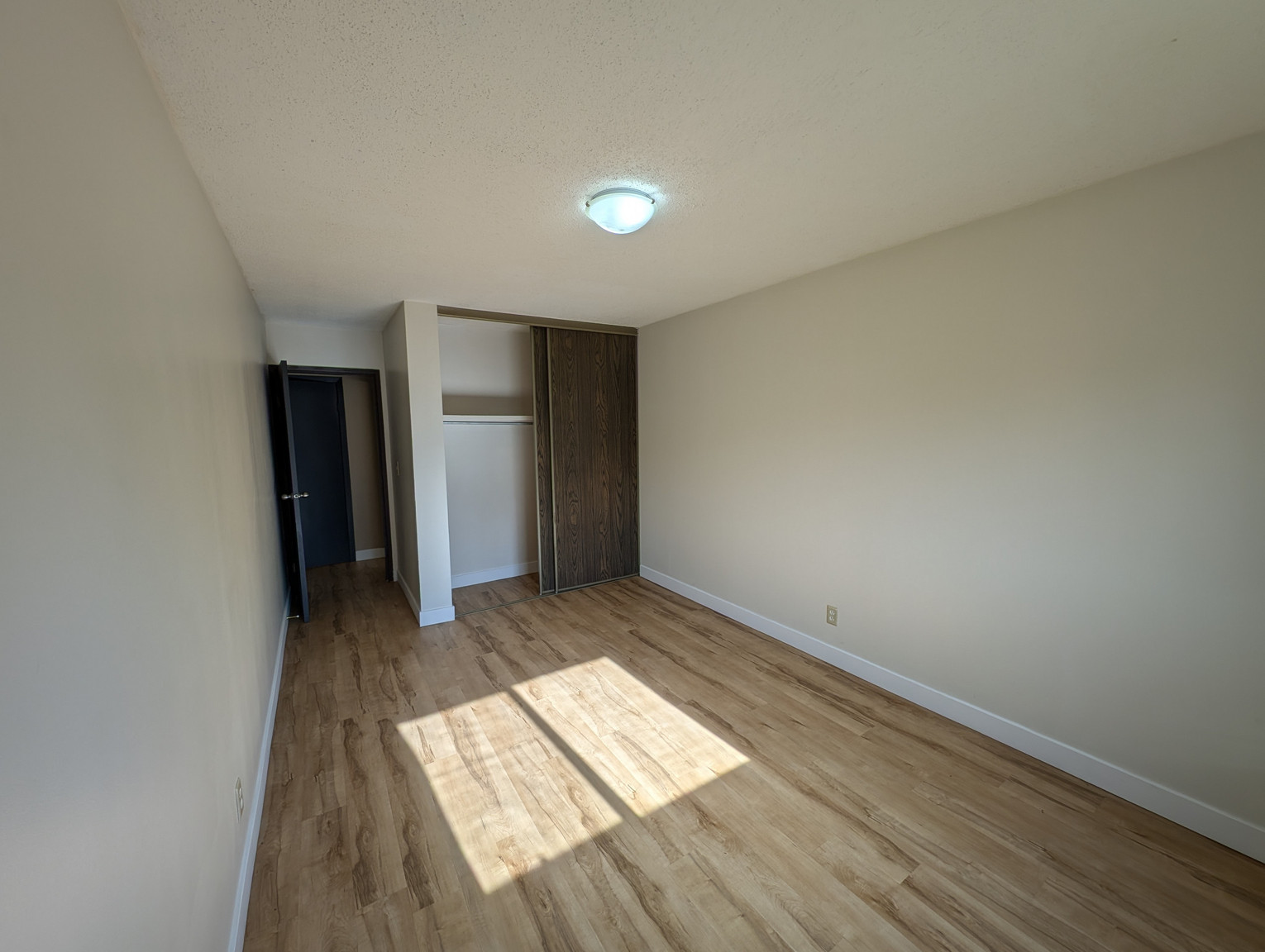 Riverwalk Villas  - Photo 6