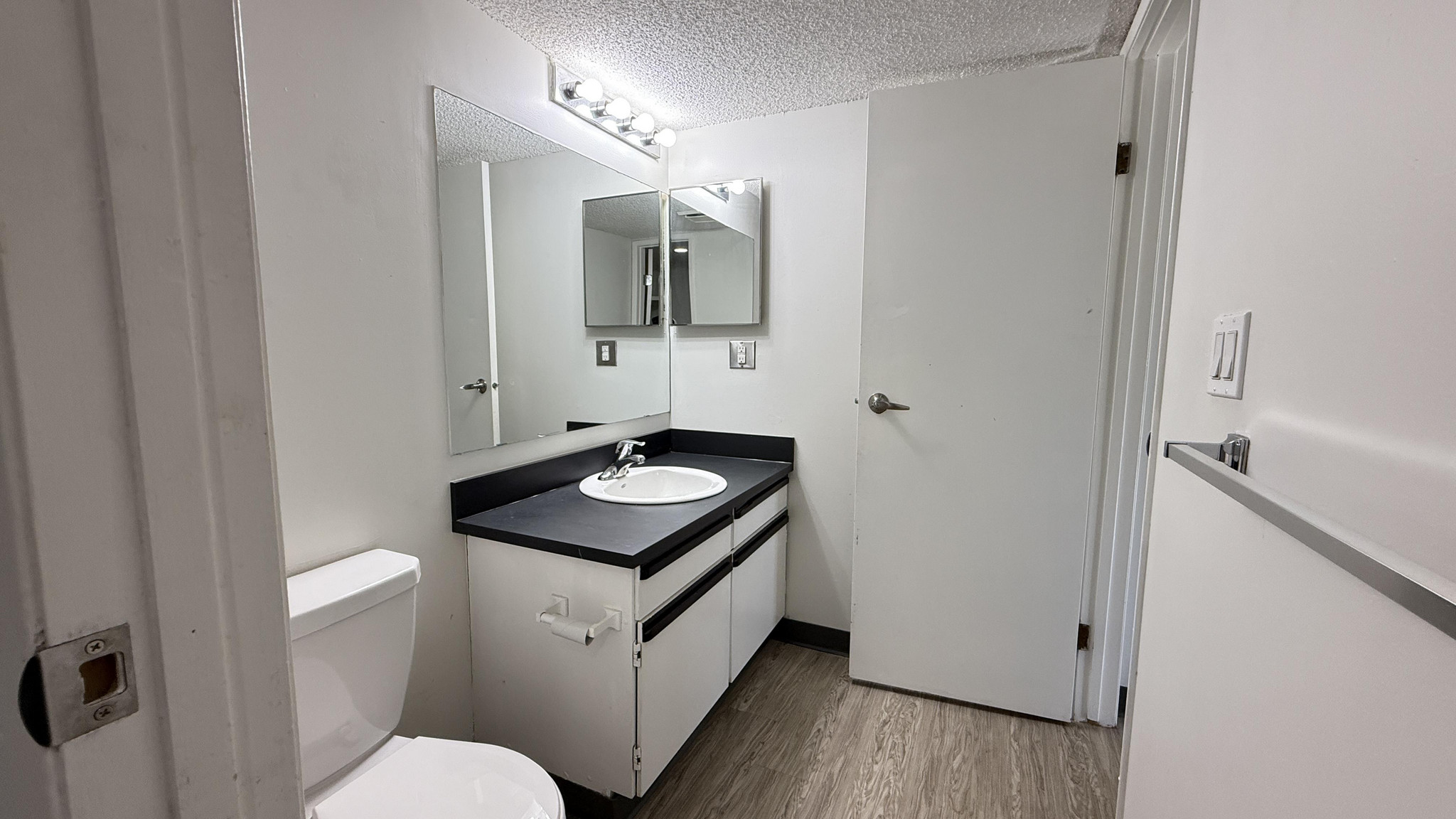Castleview - Photo 20