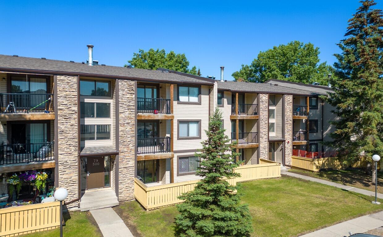 Castleview - Photo 3