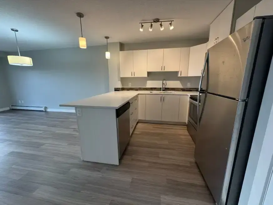 Entro Condos  - Photo 5