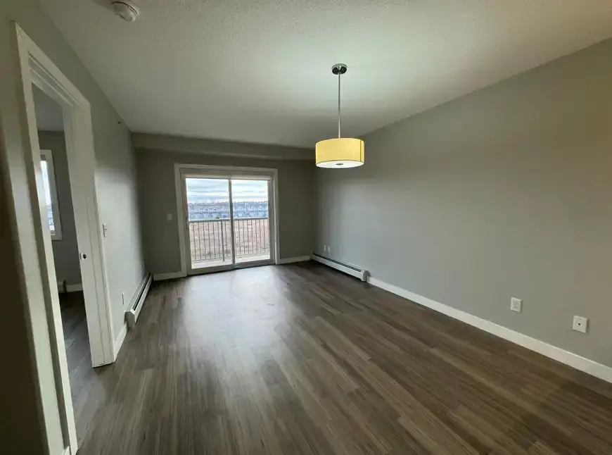 Entro Condos  - Photo 4