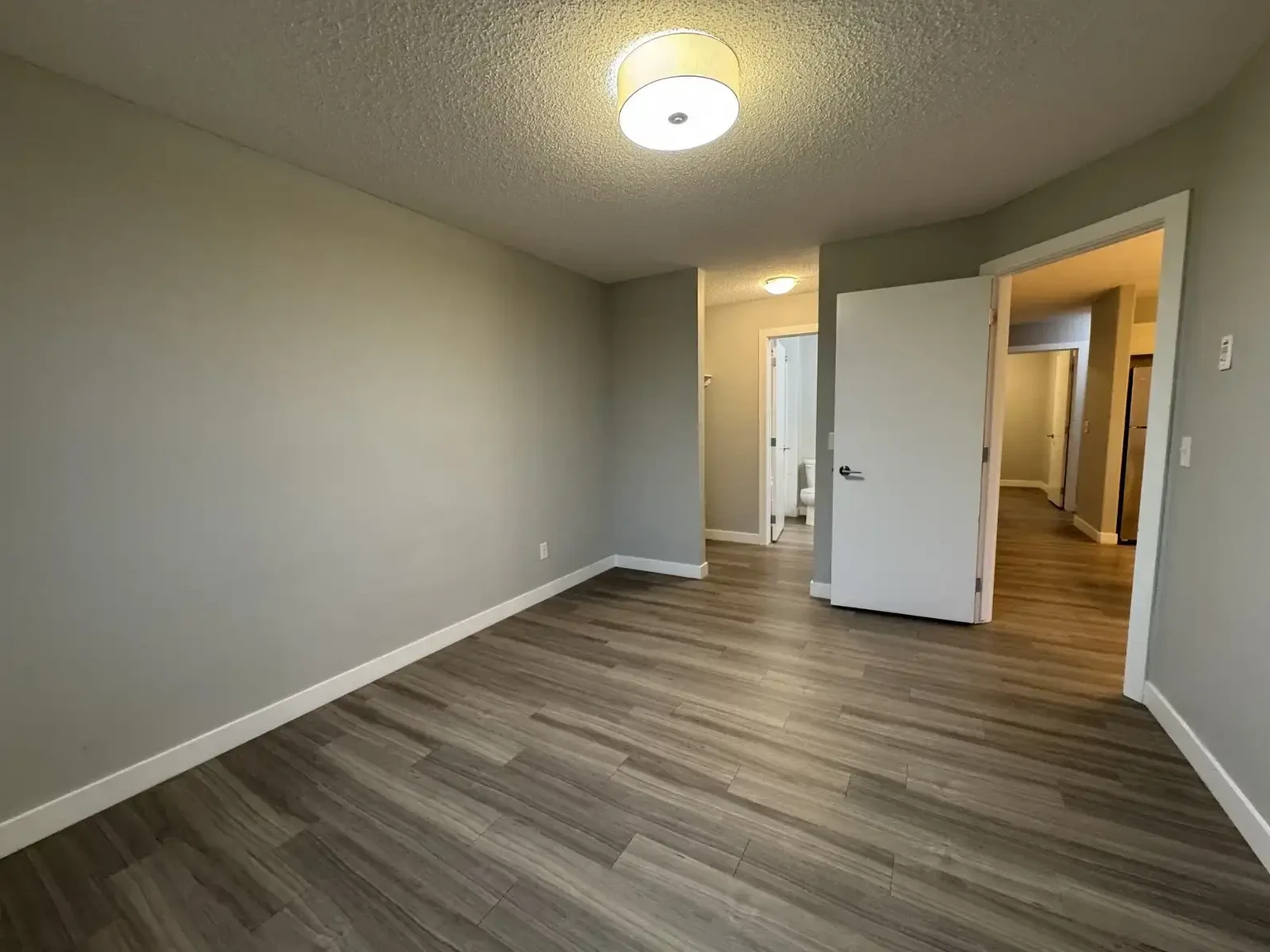 Entro Condos  - Photo 24