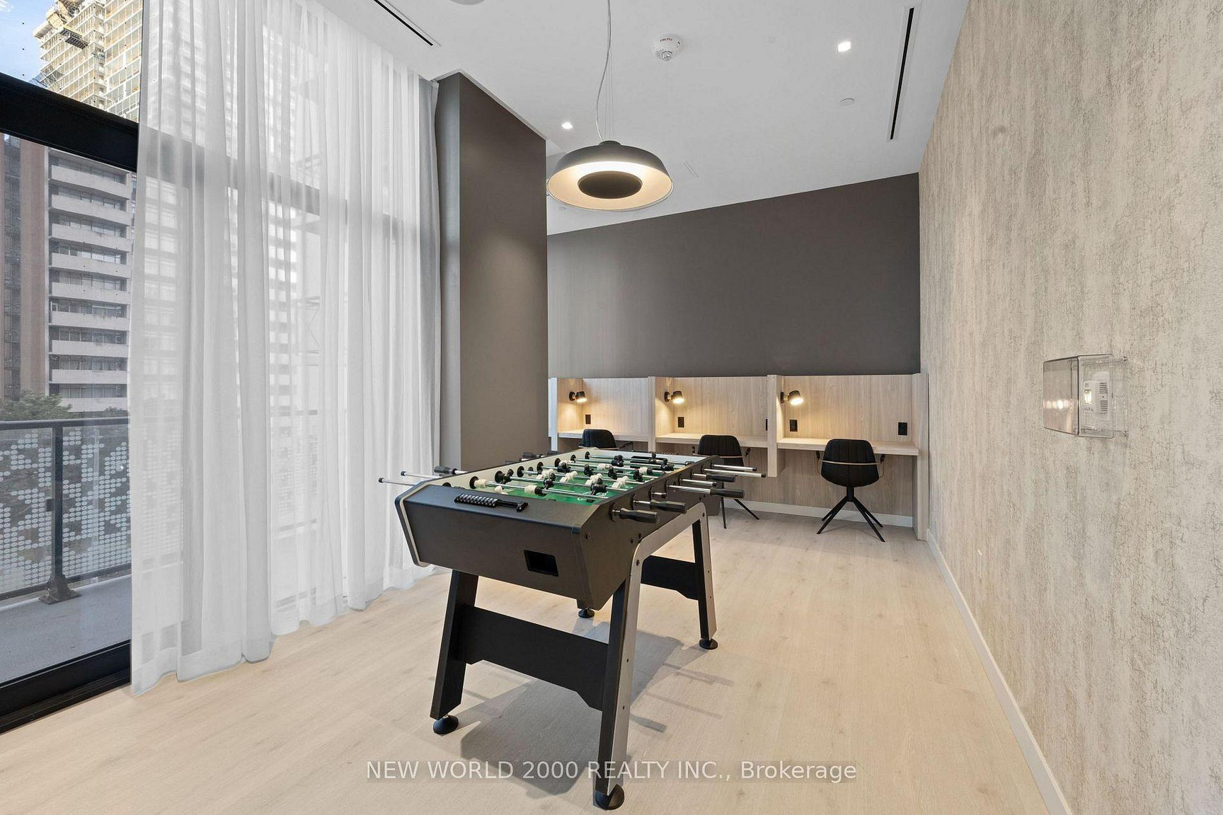 The Hampton - Photo 16