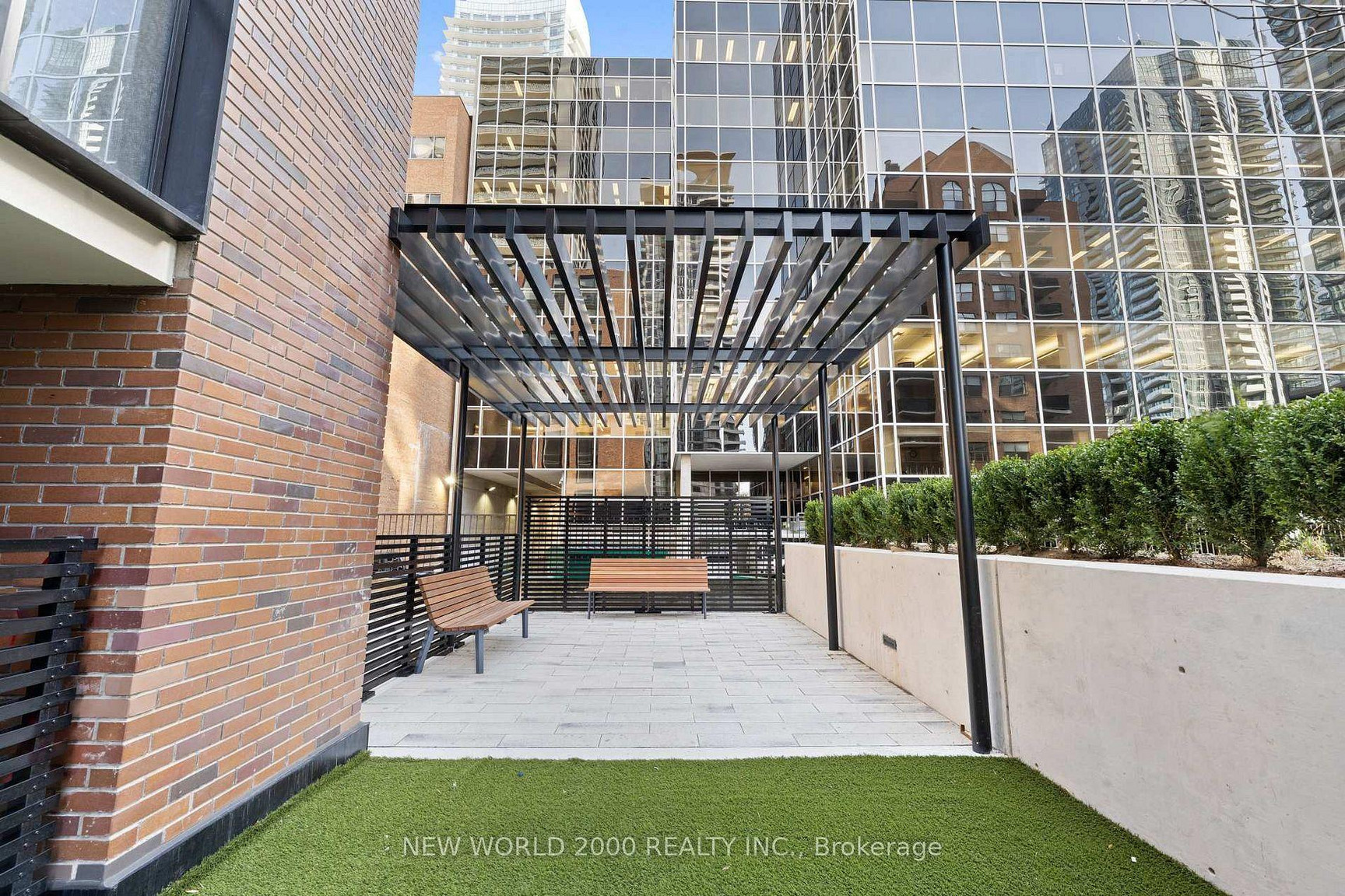 The Hampton - Photo 25