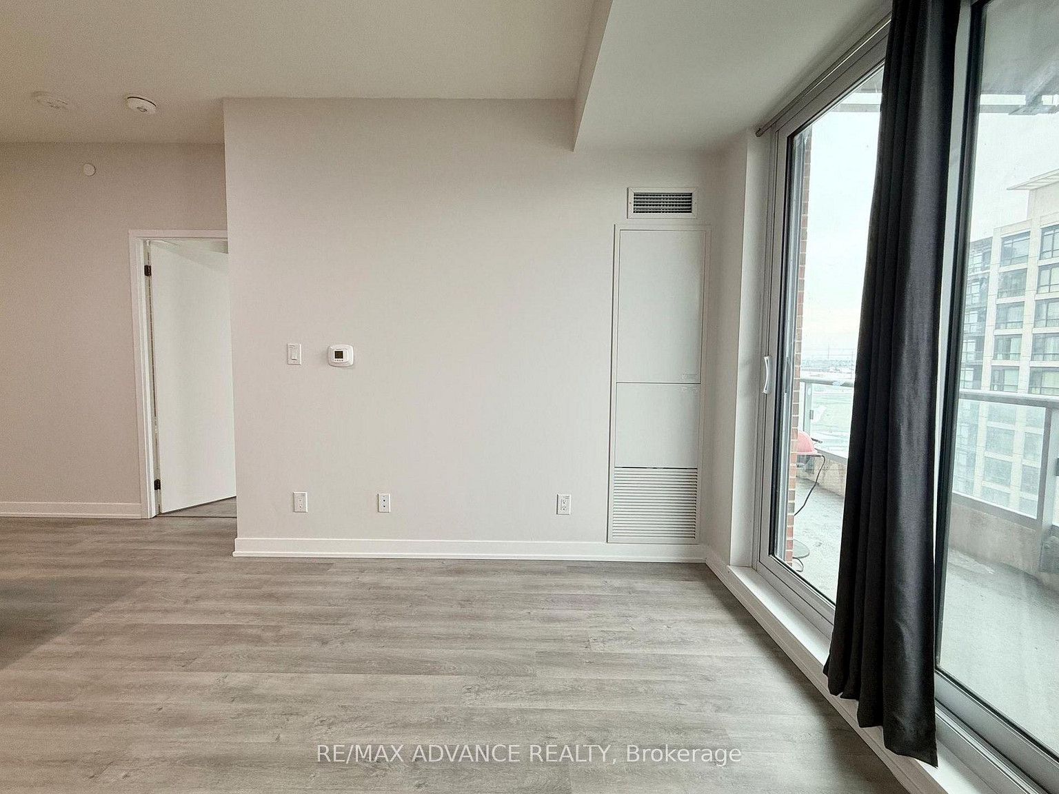 Gallery Square Condos - Photo 16