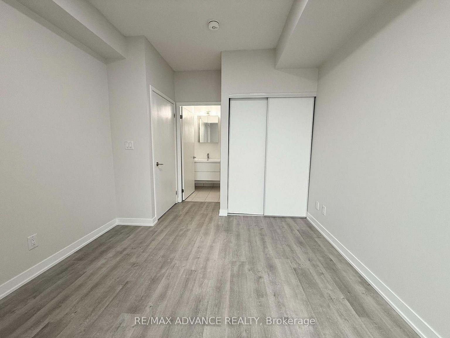 Gallery Square Condos - Photo 20