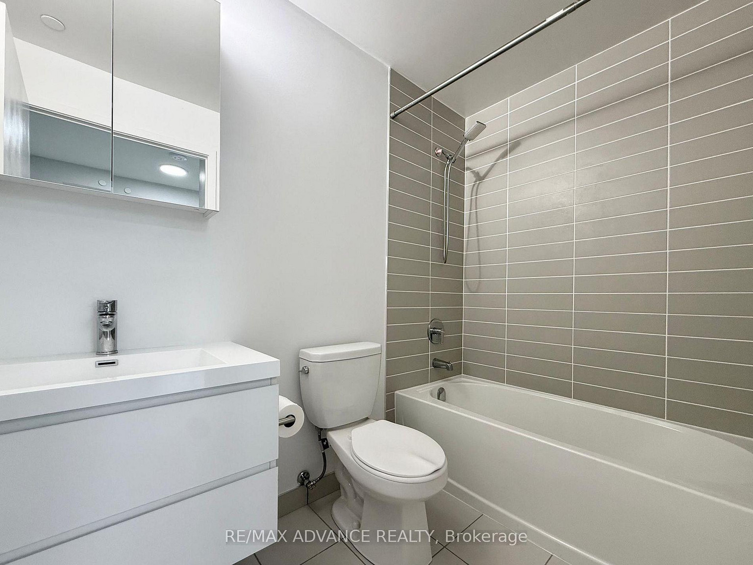 Gallery Square Condos - Photo 21