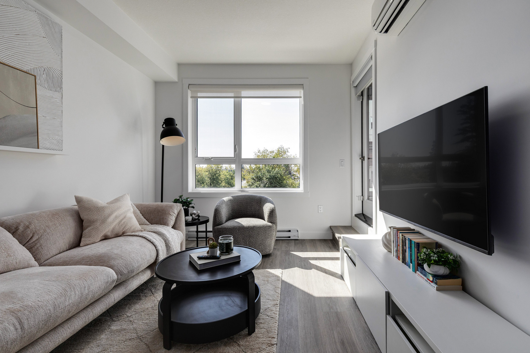 Madison Apartments - Photo 11