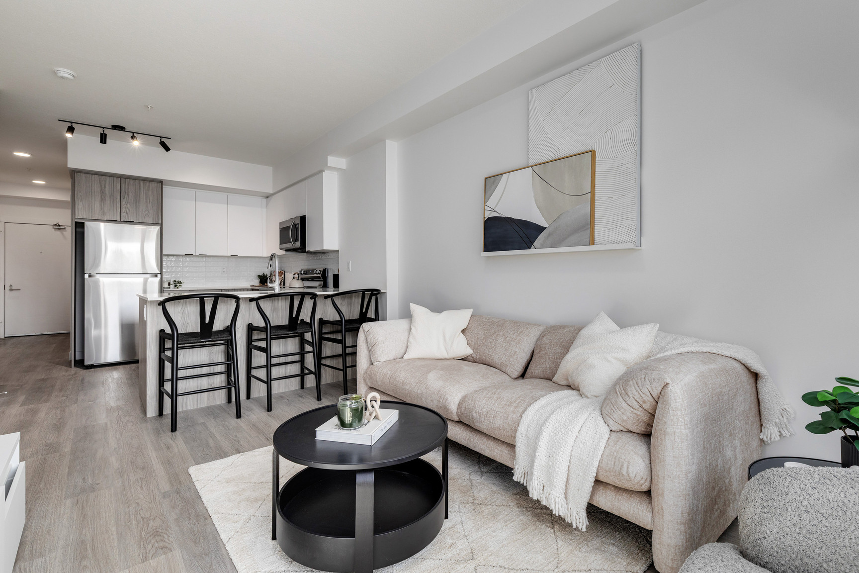 Madison Apartments - Photo 10
