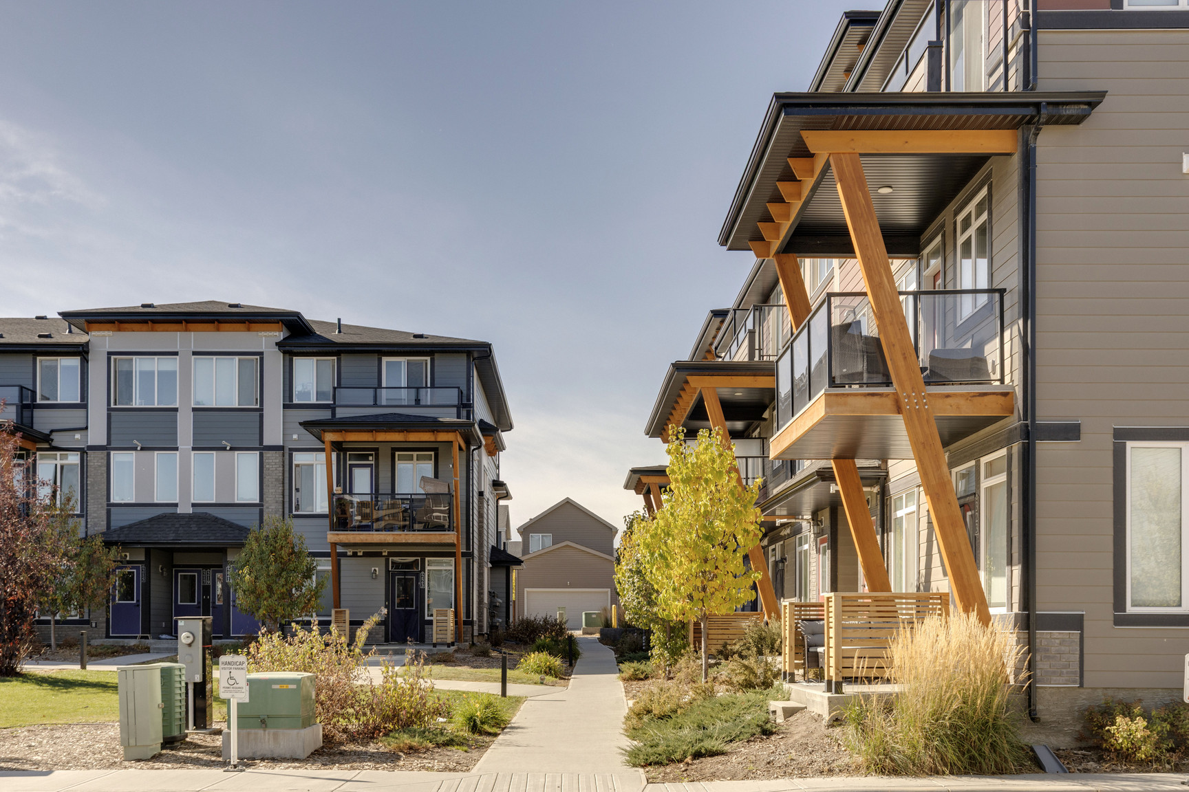 Livingston Townhomes  - Photo 8