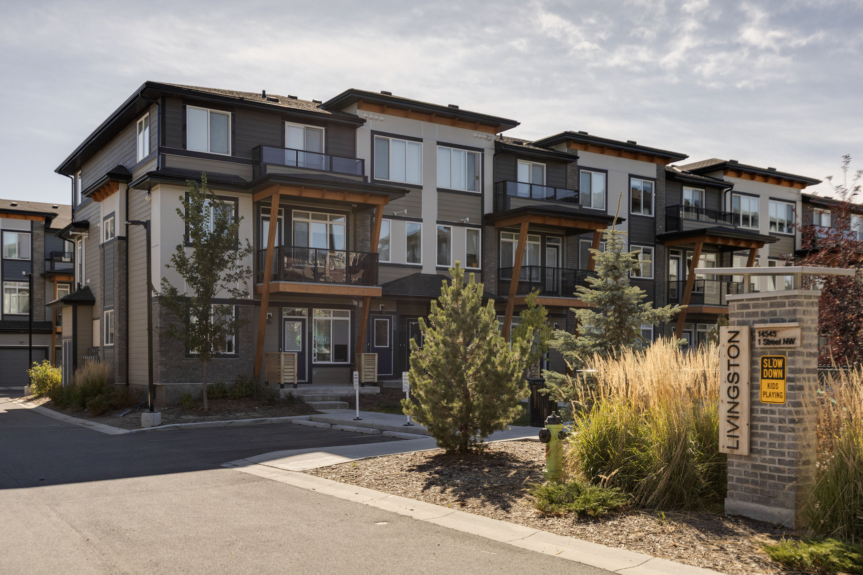 Livingston Townhomes  - Photo 16