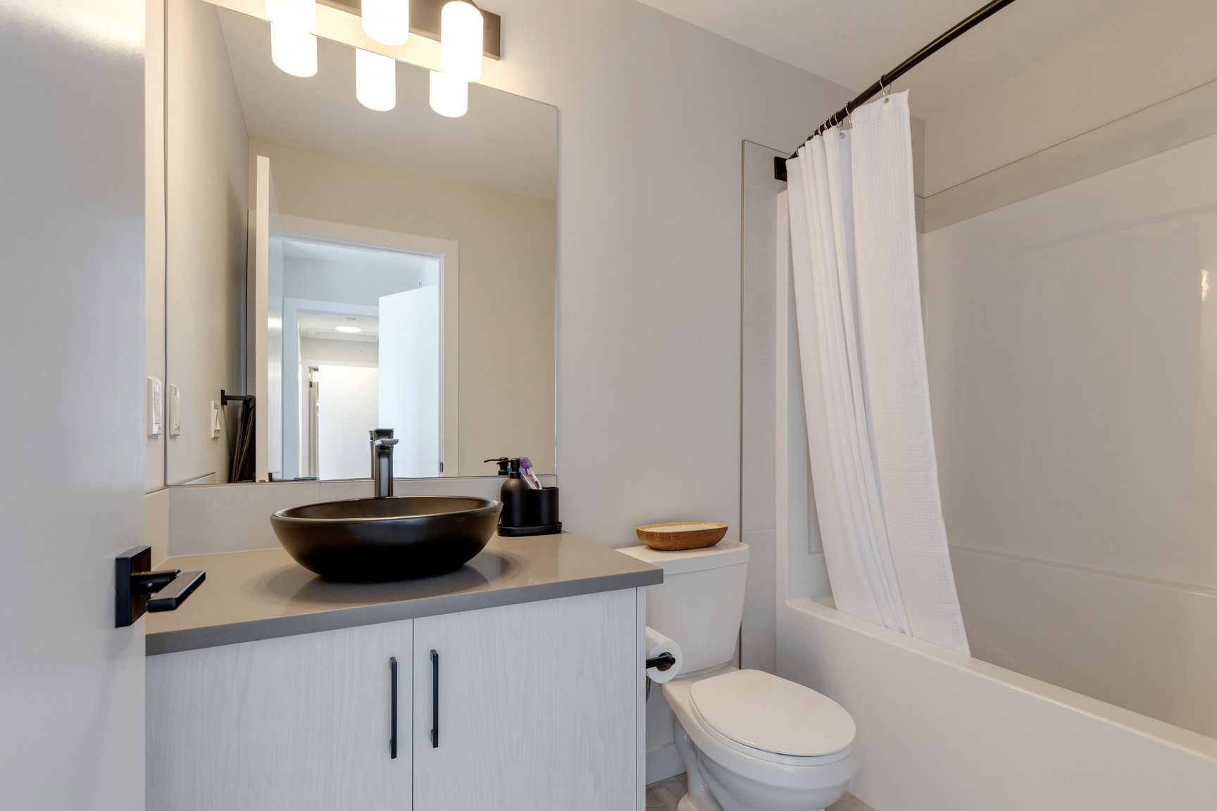 Livingston Townhomes  - Photo 32