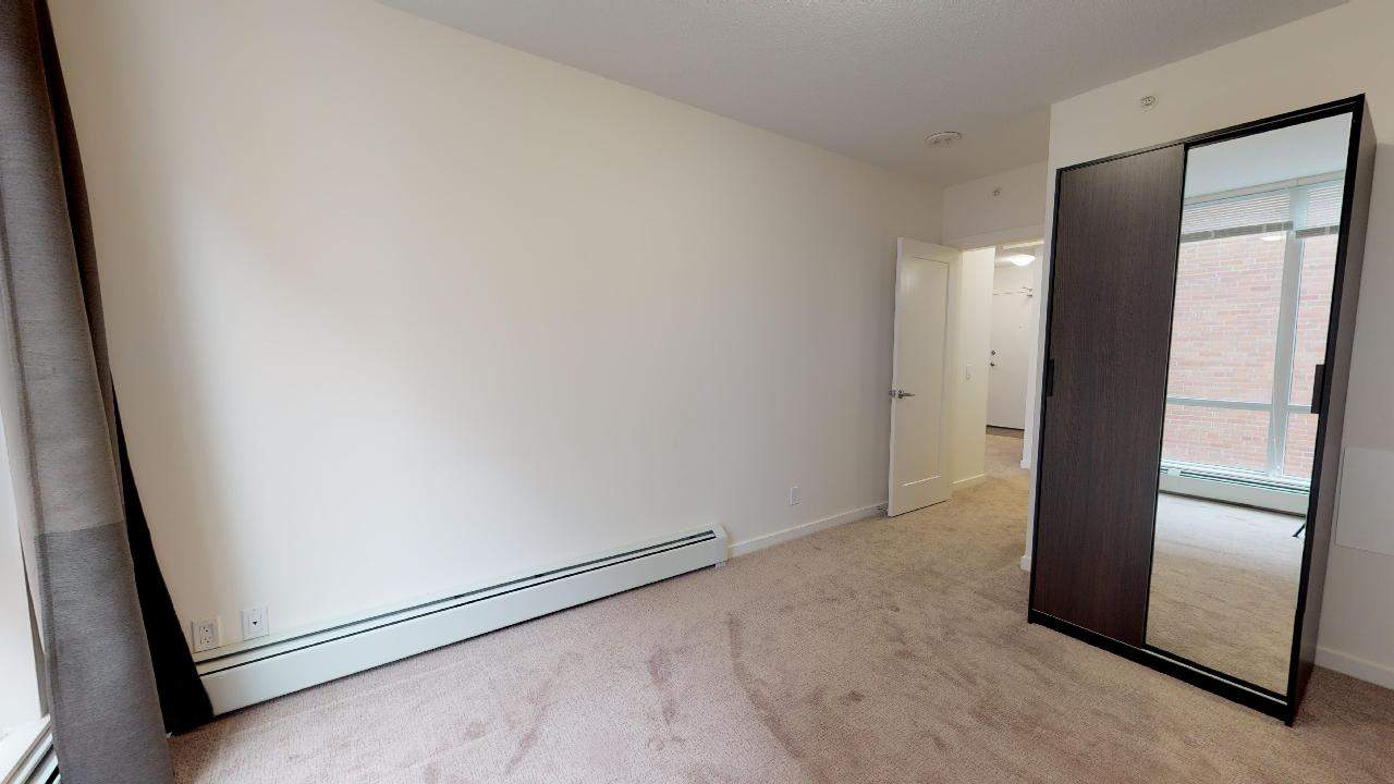 203, 450 8 Ave SE - Photo 6