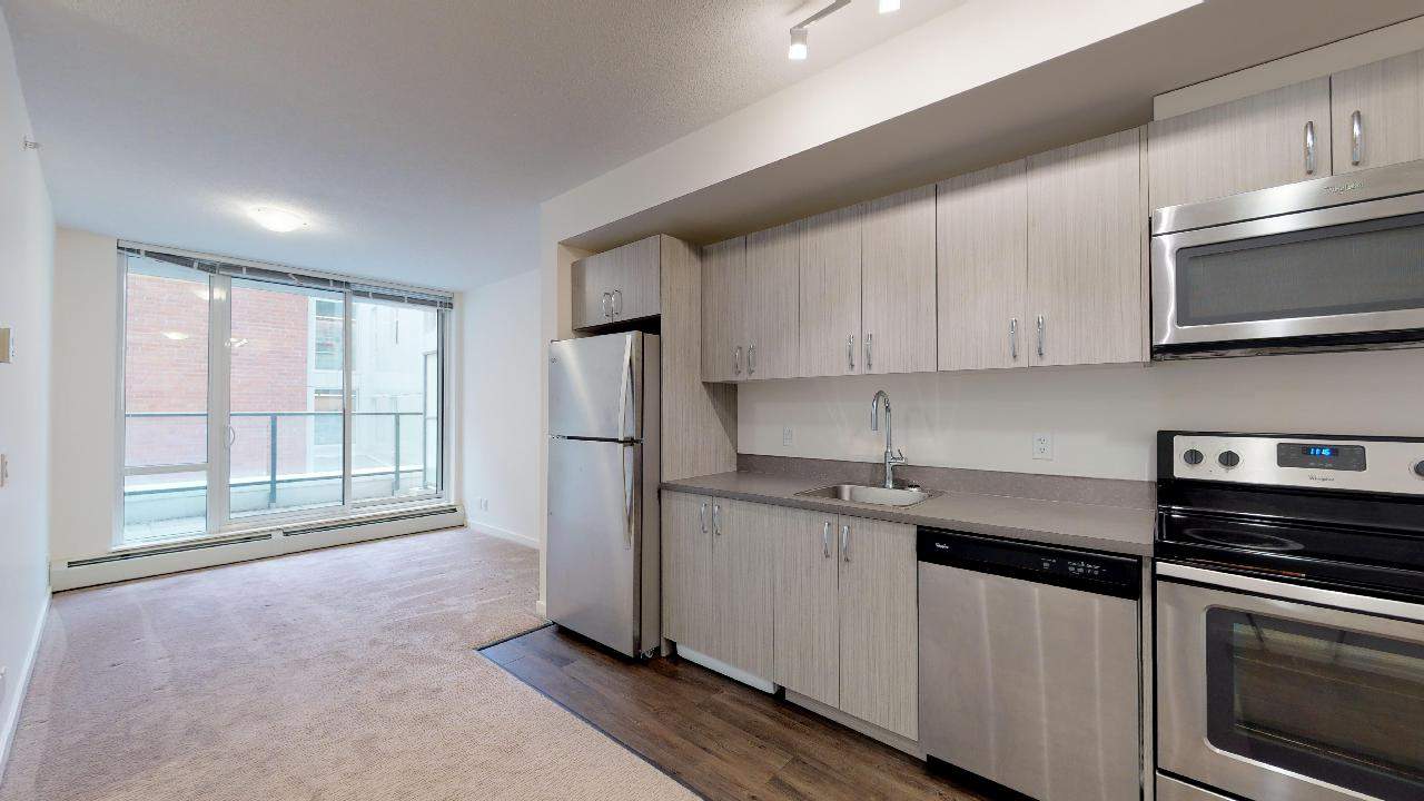 203, 450 8 Ave SE - Photo 3