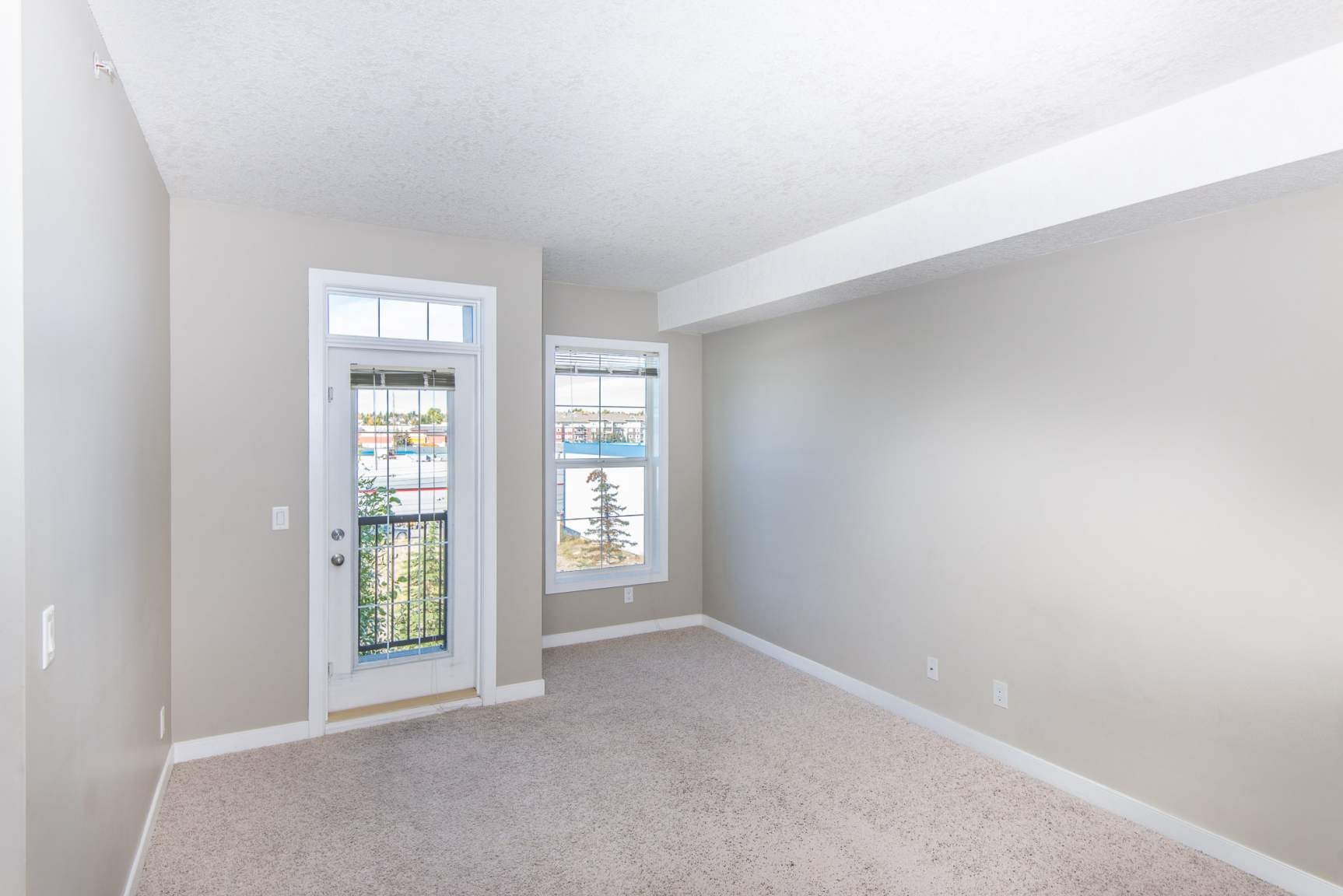 320 - 15304 Bannister Rd Southeast - Photo 5