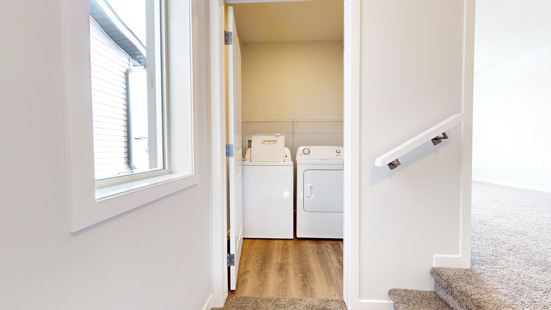 Upper - 41 Corner Glen Row NE  - Photo 21