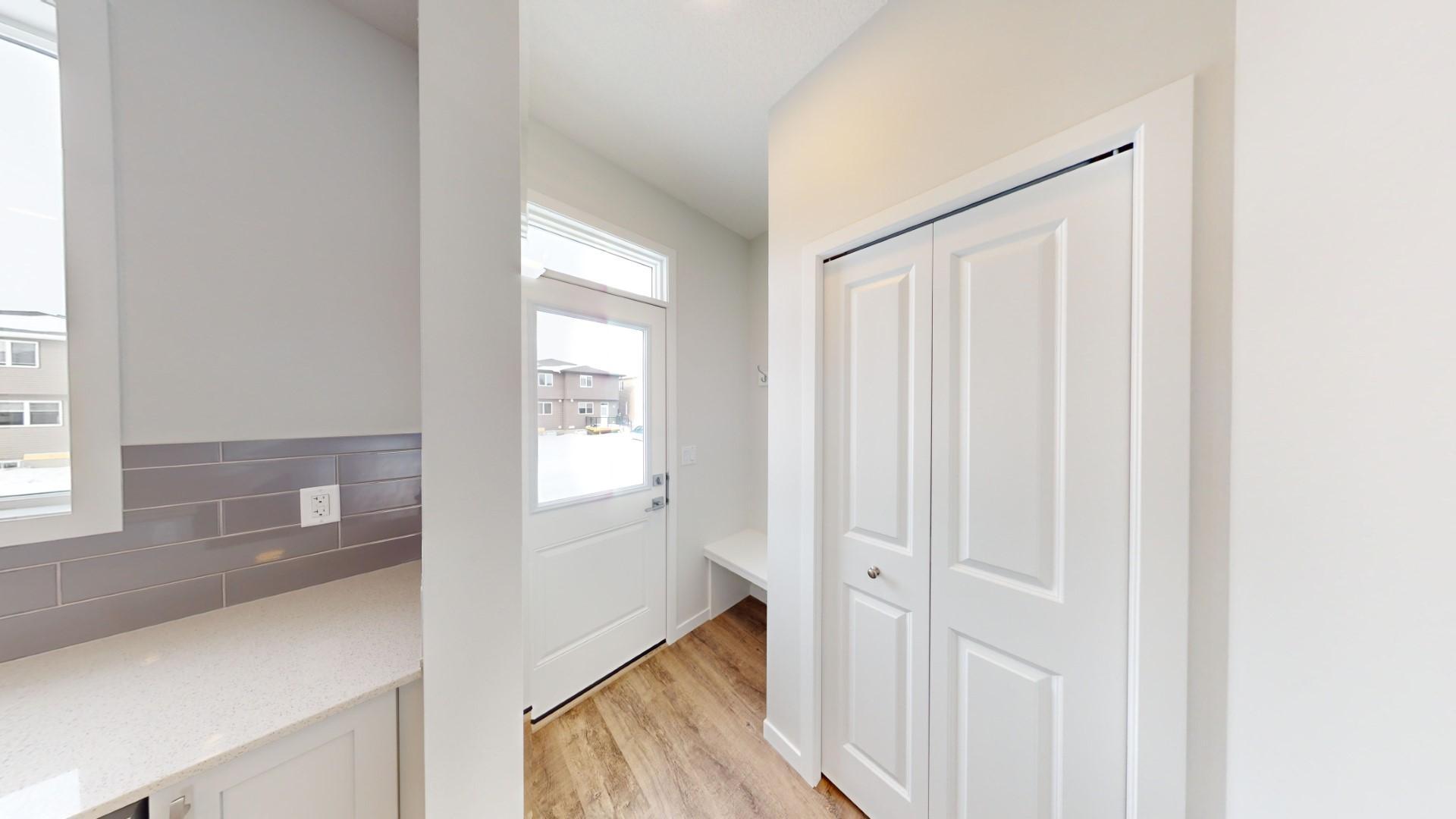 Upper - 41 Corner Glen Row NE  - Photo 6