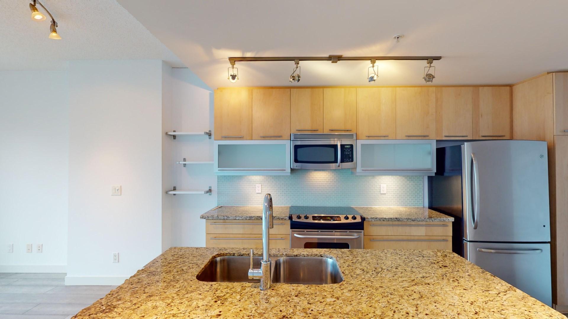 802-215 13 Ave SW - Photo 2